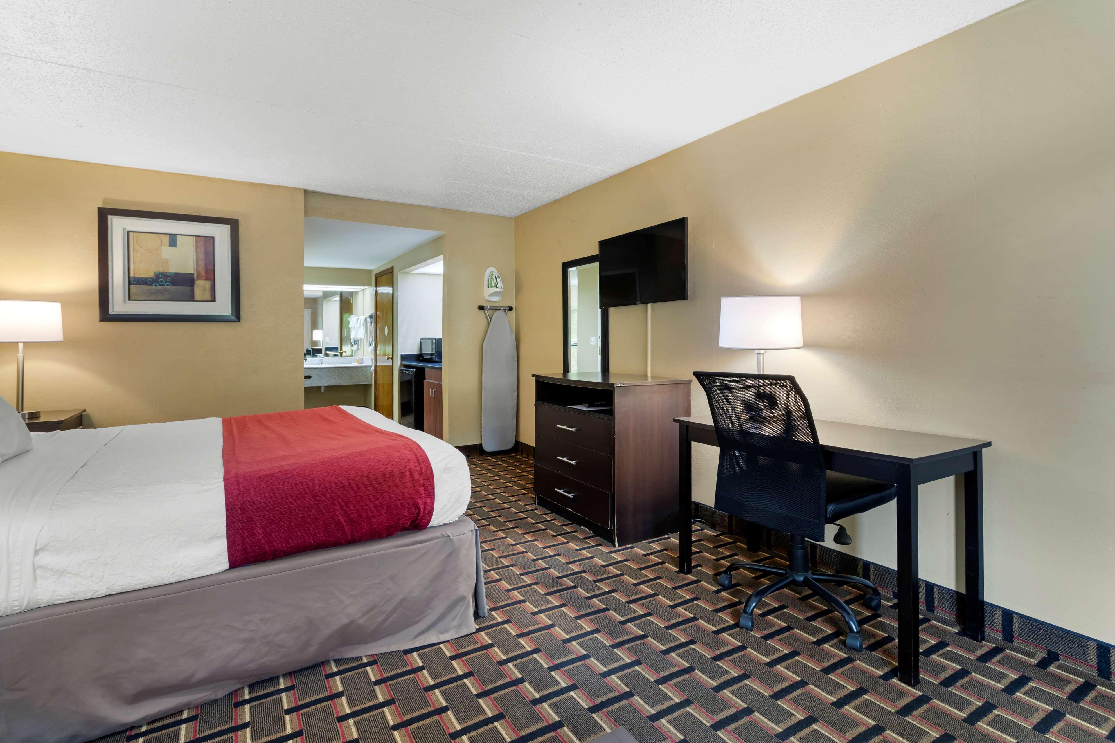 Surestay Hotel By Best Western Lenoir City Luaran gambar