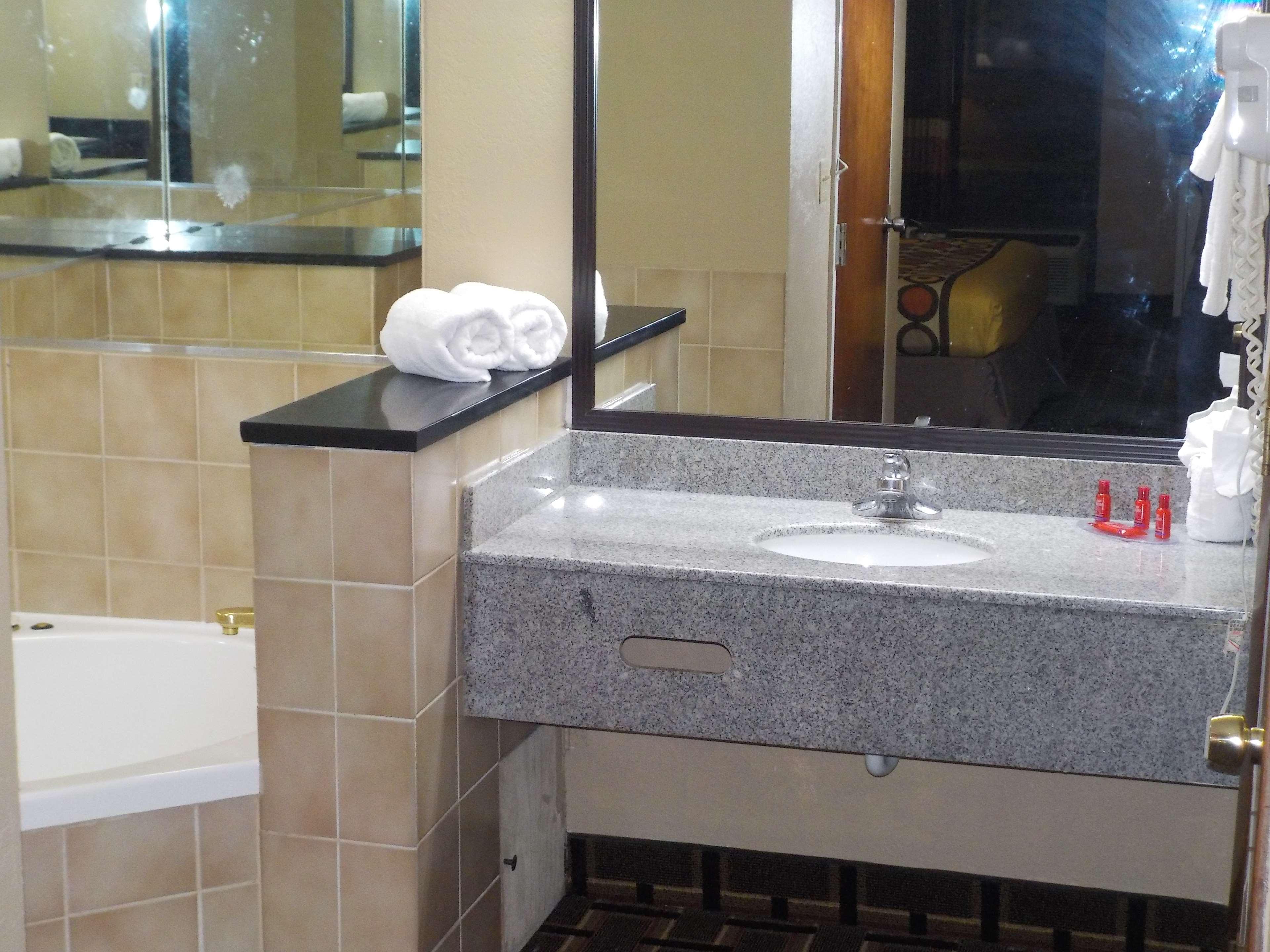 Surestay Hotel By Best Western Lenoir City Luaran gambar