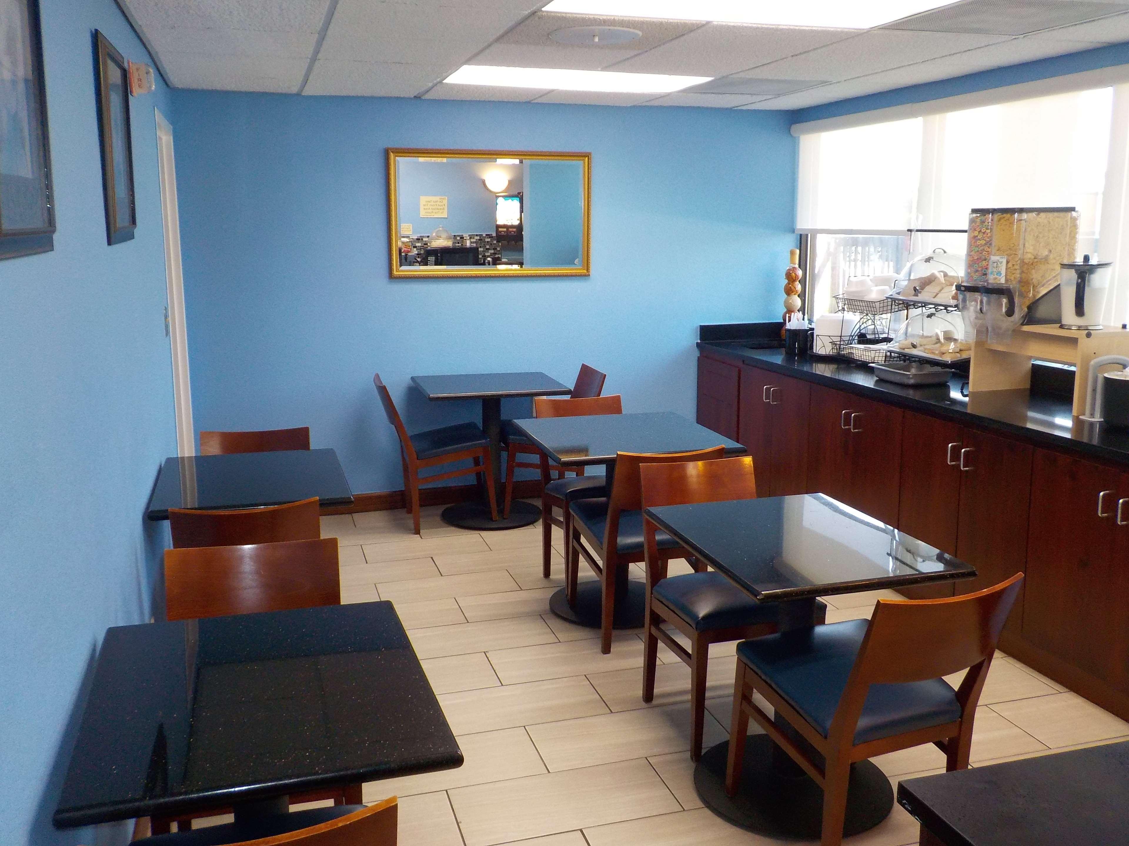 Surestay Hotel By Best Western Lenoir City Luaran gambar