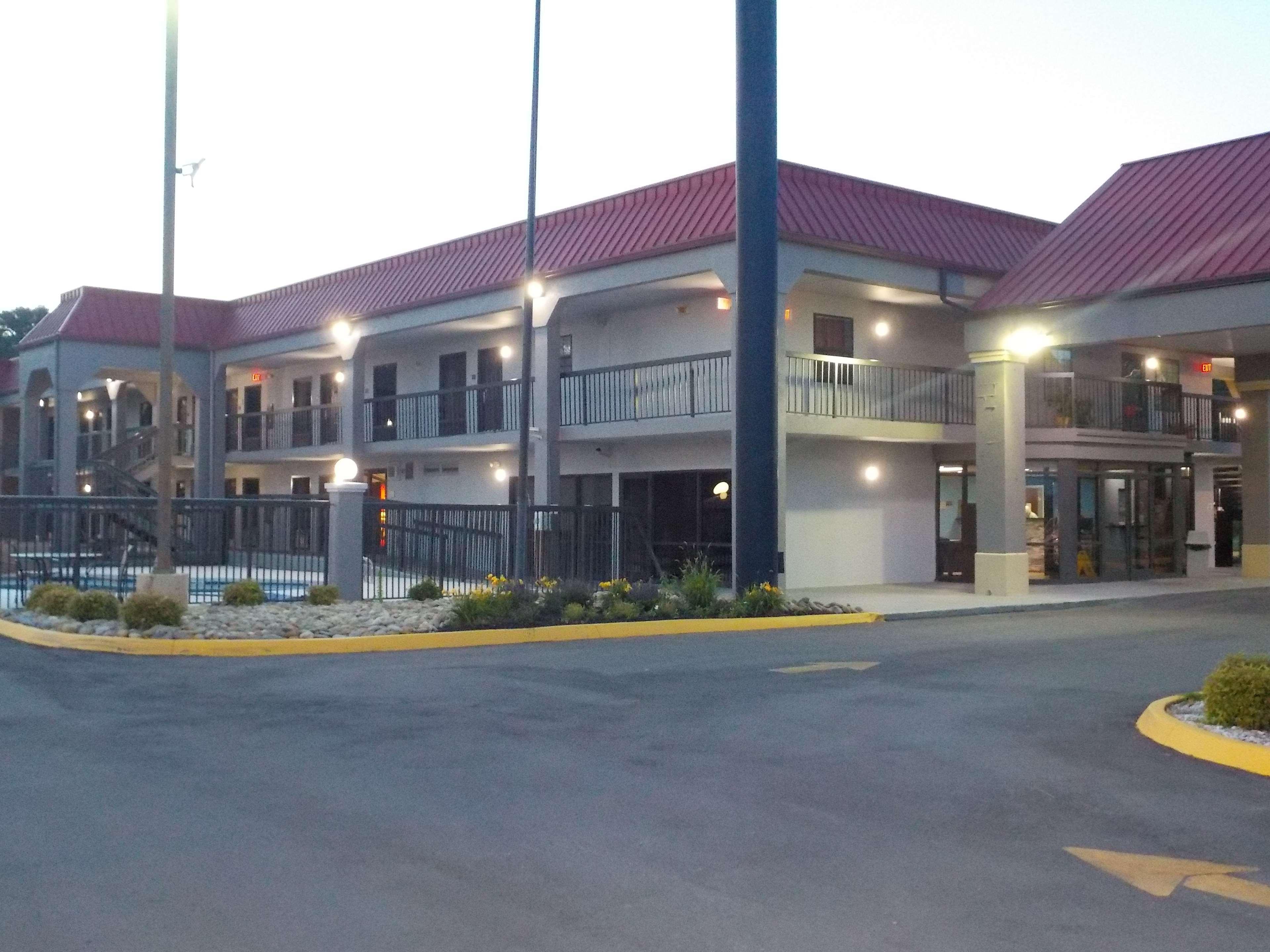 Surestay Hotel By Best Western Lenoir City Luaran gambar