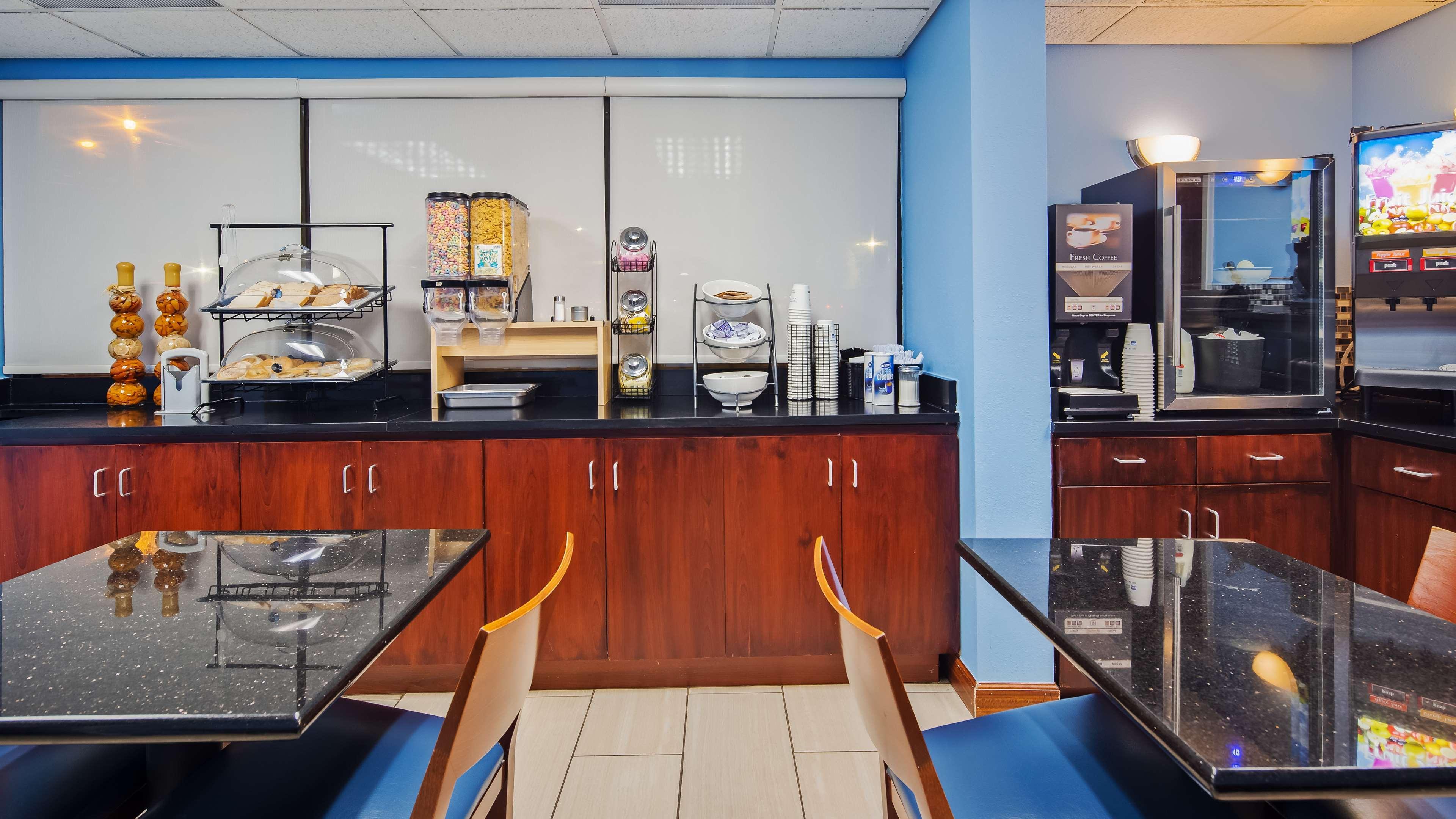 Surestay Hotel By Best Western Lenoir City Luaran gambar