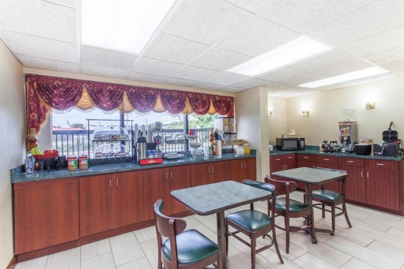 Surestay Hotel By Best Western Lenoir City Luaran gambar